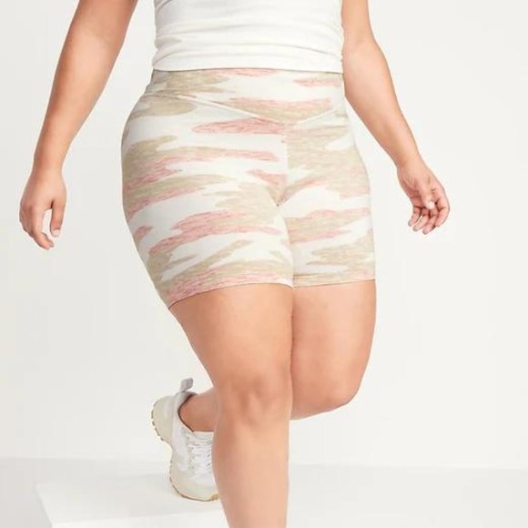 Old Navy Extra High-Waisted PowerChill Hidden-Pocket Biker Shorts New - Picture 7 of 8